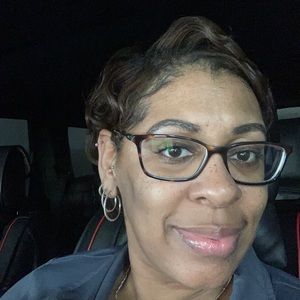 Meet your Posher, Lassandra